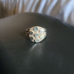 10kt Gold Circle Nugget Ring