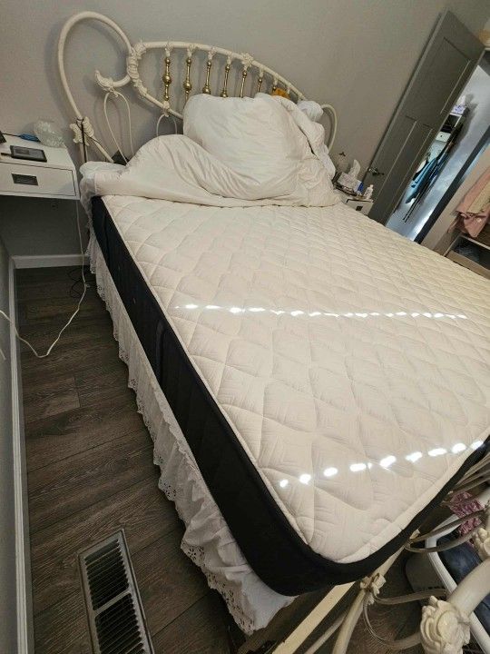 King Size Bed
