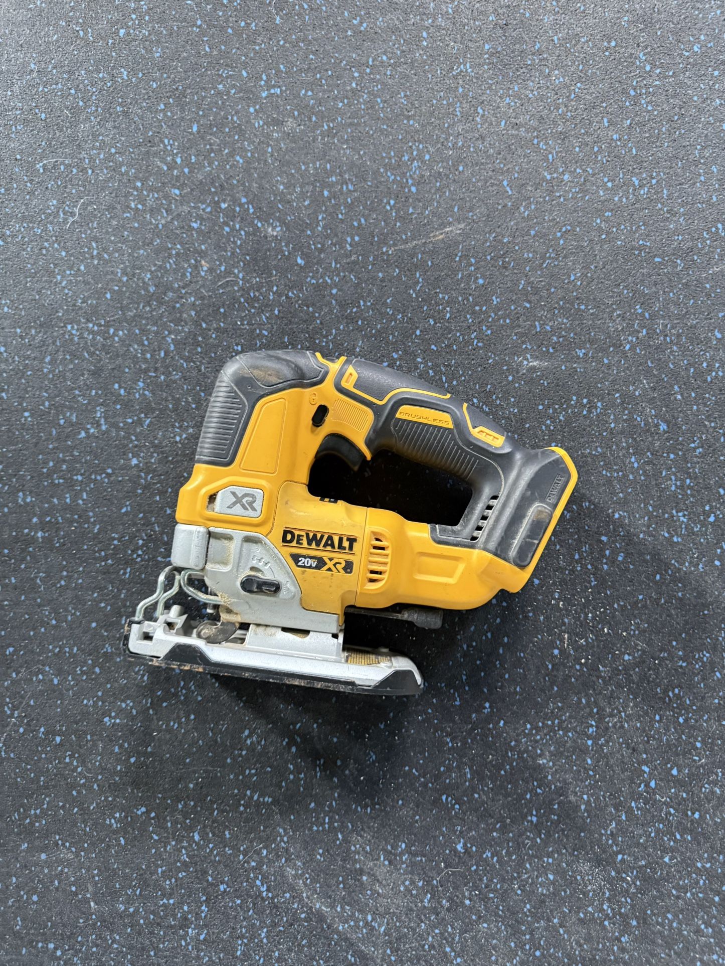 DEWALT Jig Saw DCS334