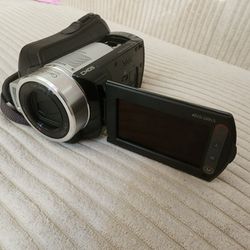 Sony HDR-SR10 Handycam Digital Camcorder Video Camera 40GB HDD Tested W/ Battery