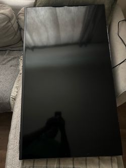 Samsung LED 4K Business TV with Wall Mount - BEFX-H