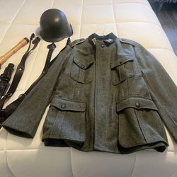 WWII German Army Equipment (reproductions)