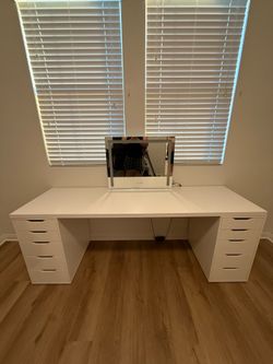 White Vanity Set W/ LED Mirror