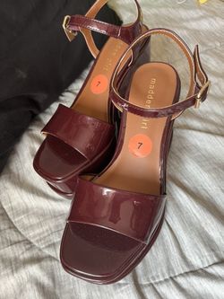 Madden Girl Wedges