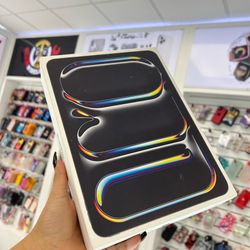 Ipad pro 11 inch M5 lte