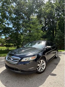 2010 Ford Taurus