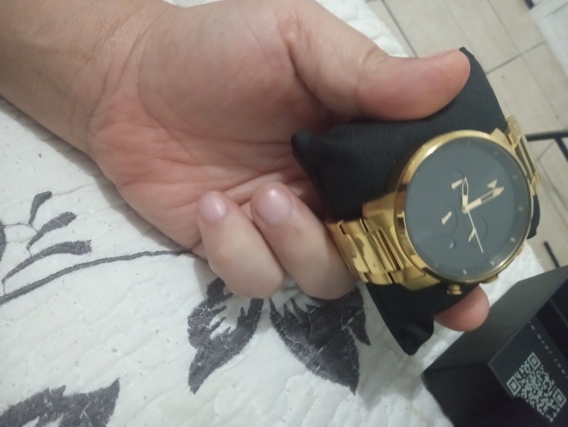 MVMT Mens Watch 45mm Chrono Lion Gold