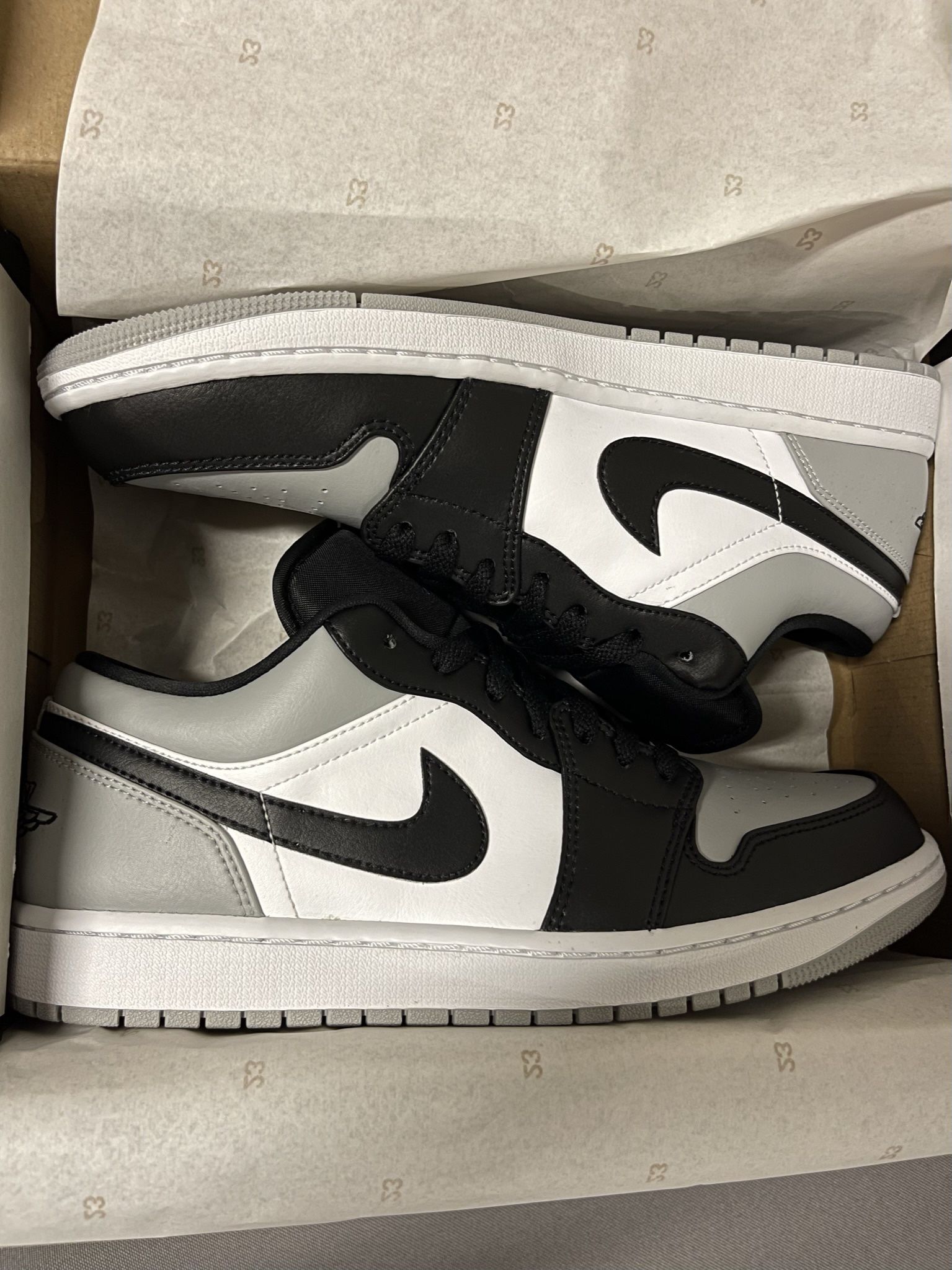 Jordan 1 Low Shadow Toe 🚨  DS Sz 10 ✅ 