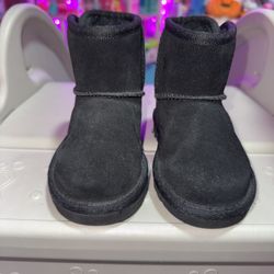 Uggs Toddler