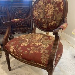 Beautiful Accent Chair 