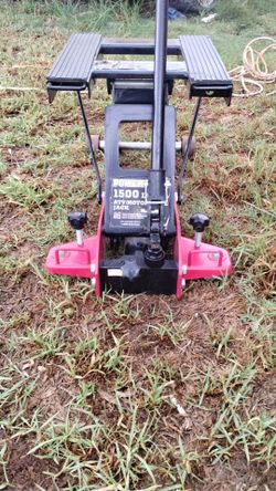 Powerbuilt 1,500 lb. ATV/Motorcycle Lift Jack