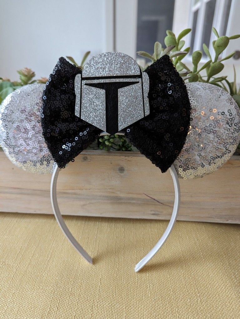 Disney Star Wars Mandalorian Ears 