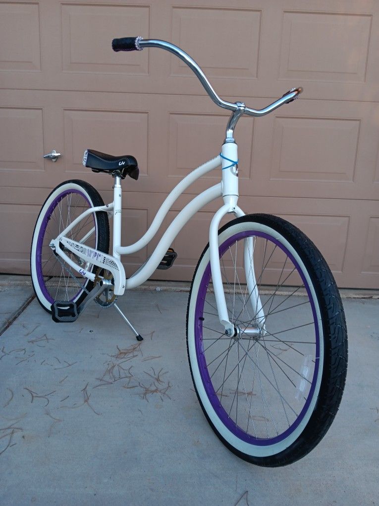 Brand New Giant Liv Ladies Beach Cruiser Bike PRICE Is FIRM L