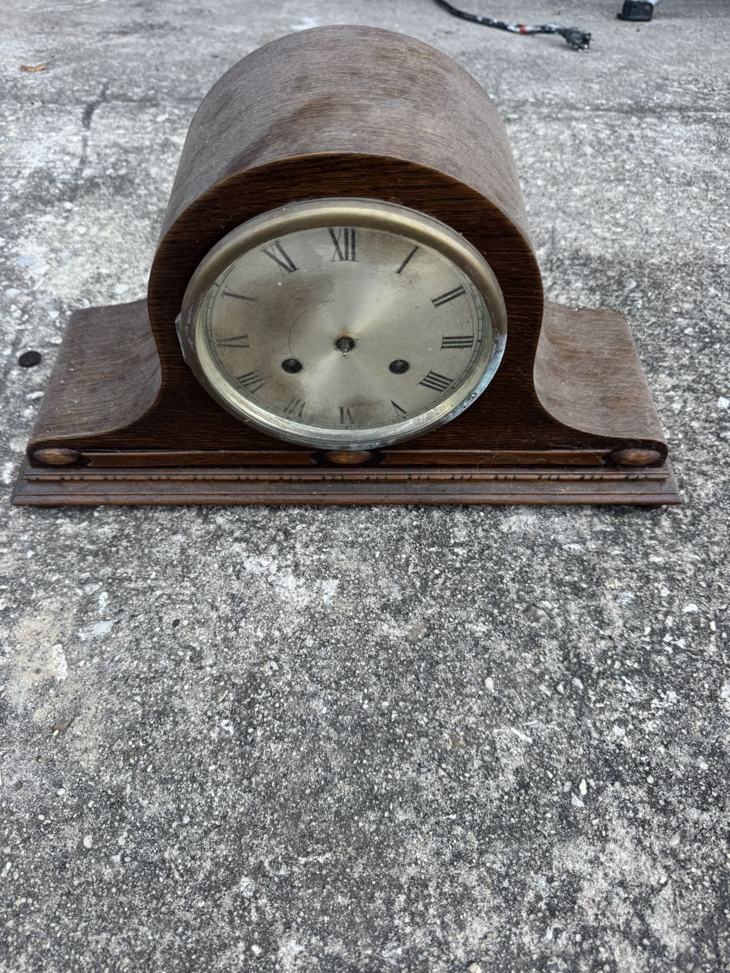 Mantel Clock With Key