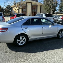 Toyota Camry 2011 LE