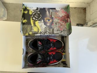 Nike Kyrie low for team black white red basketball shoe DA 7803–002