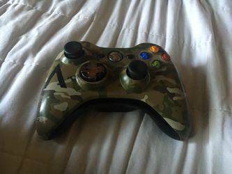Xbox 360 camouflage controller