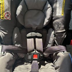 Graco SNUGRIDE SNUGLOCK 30 INFANT BABY CAR SEAT CLICK CONNECT WITH BASE
