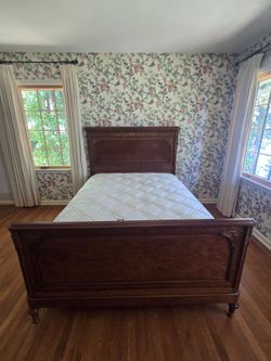 Antique Bureled Plumed Walnut Bed
