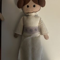 Star Wars Galaxy's Edge Princess Leia 12 Inch Plush Toydarian