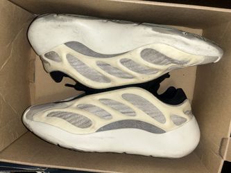 Yeezy 700