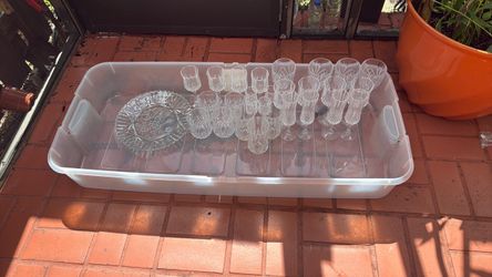 Crytal Ireland glass set