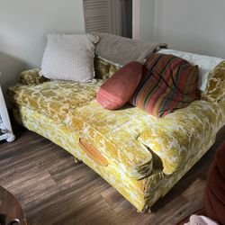 Free Vintage Couch