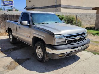 2003 CHEVY V8 SHORT BED 191K