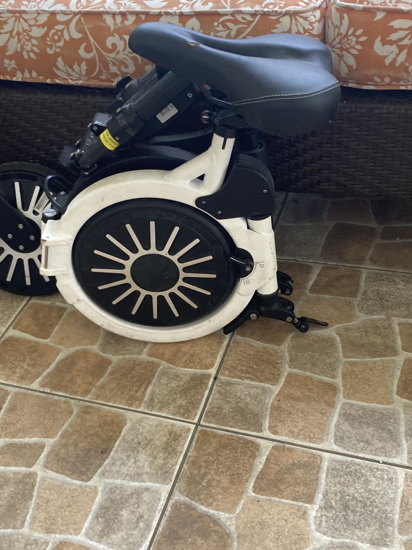 ELECTRIC BIKE