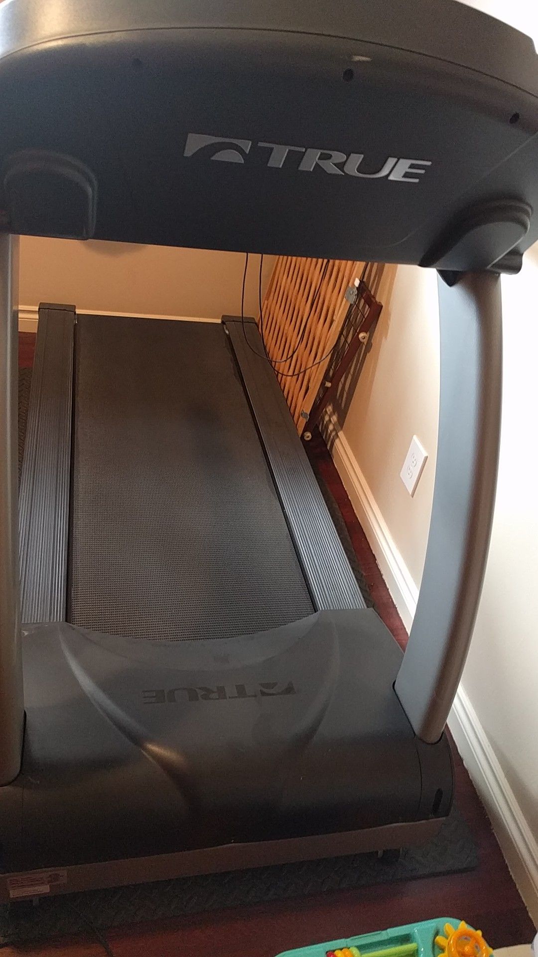 True ps300 treadmill for Sale in Portland, OR OfferUp