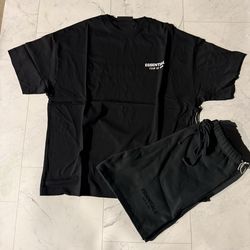 ESSENTIALS FEAR OF GOD
