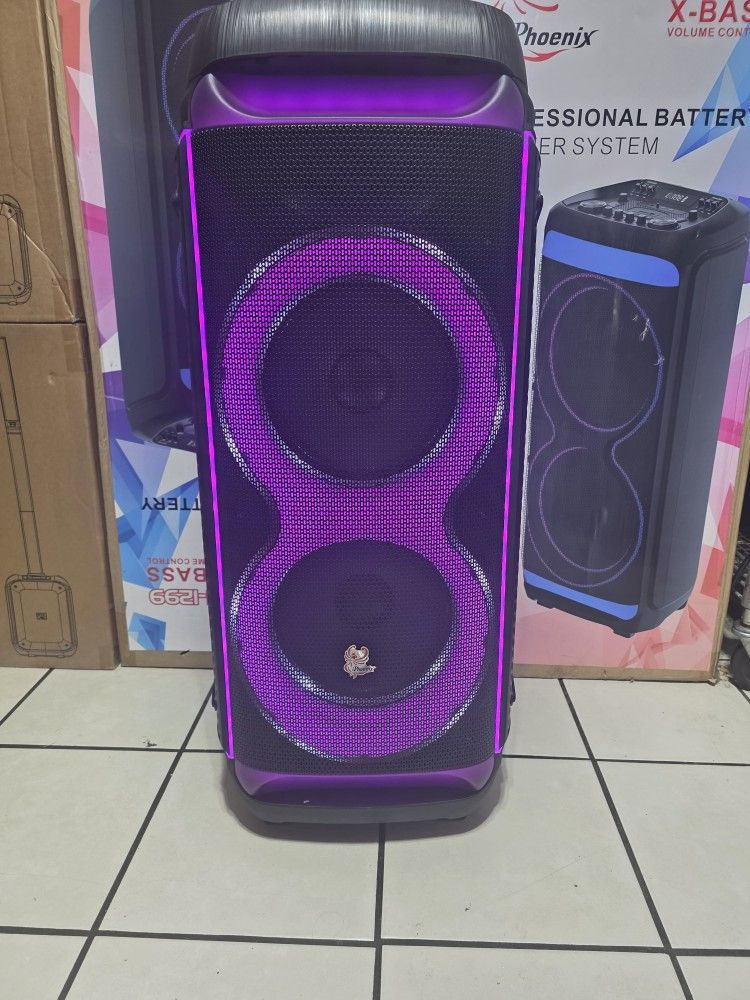 BRAND NEW BLUETOOTH KAREOKI SPEAKER