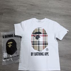 Bape T shirt x burberry