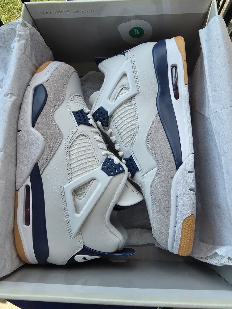 Jordan 4 Navy SB Size 10 Mens 