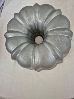 Northland aluminum BUNDT Cake Pan