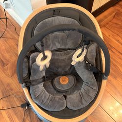 Infant Swing Fasonbaby With Bluetooth speaker