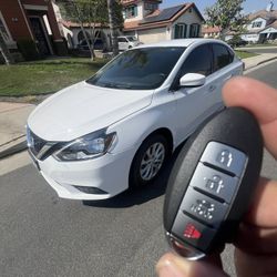 Car Keys/Llaves De Autos/Key Fobs And Remotes