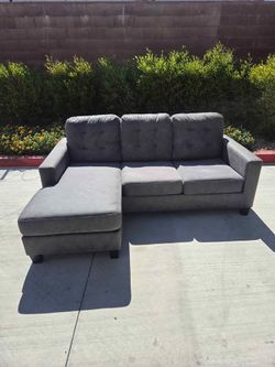 Modern Gray/blue Sectional Sofa with Reversible Chaise – Excellent Condition