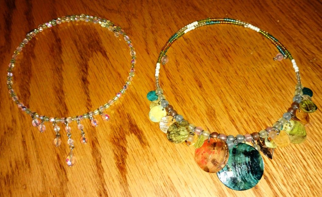 Lot of two cute chokers/necklaces