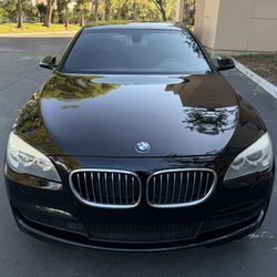 2015 Bmw 740i M Package (6 Cylinder)