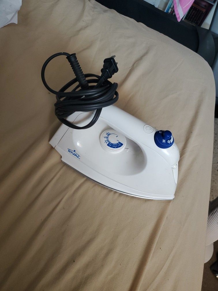 Rival Iron Adjustable Steam & Spray