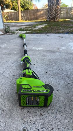 Greenworks G-MAX 40V cordless pole saw