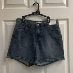 Brand New Jessica Simpson Denim Shorts Size 6
