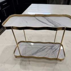 Makeup tray