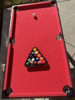 Mini Pool Table