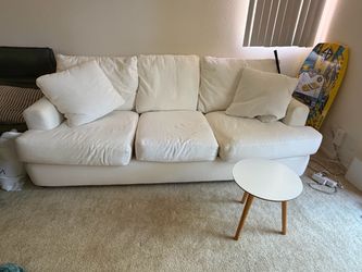 White 3-Seat Upholstered Sofa with Cushions