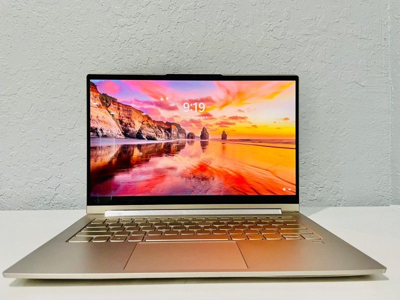 Lenovo Yoga Laptop Computer