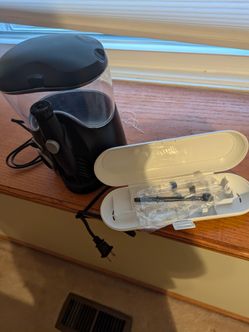 Electric water flosser