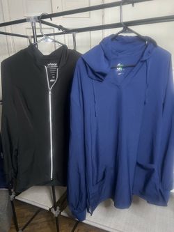 Scrub jacket/ huddle