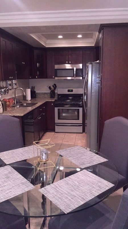 Cb2 Silverado Chrome 47 Round Dining Table Chairs Not Included For In West Covina Ca Offerup